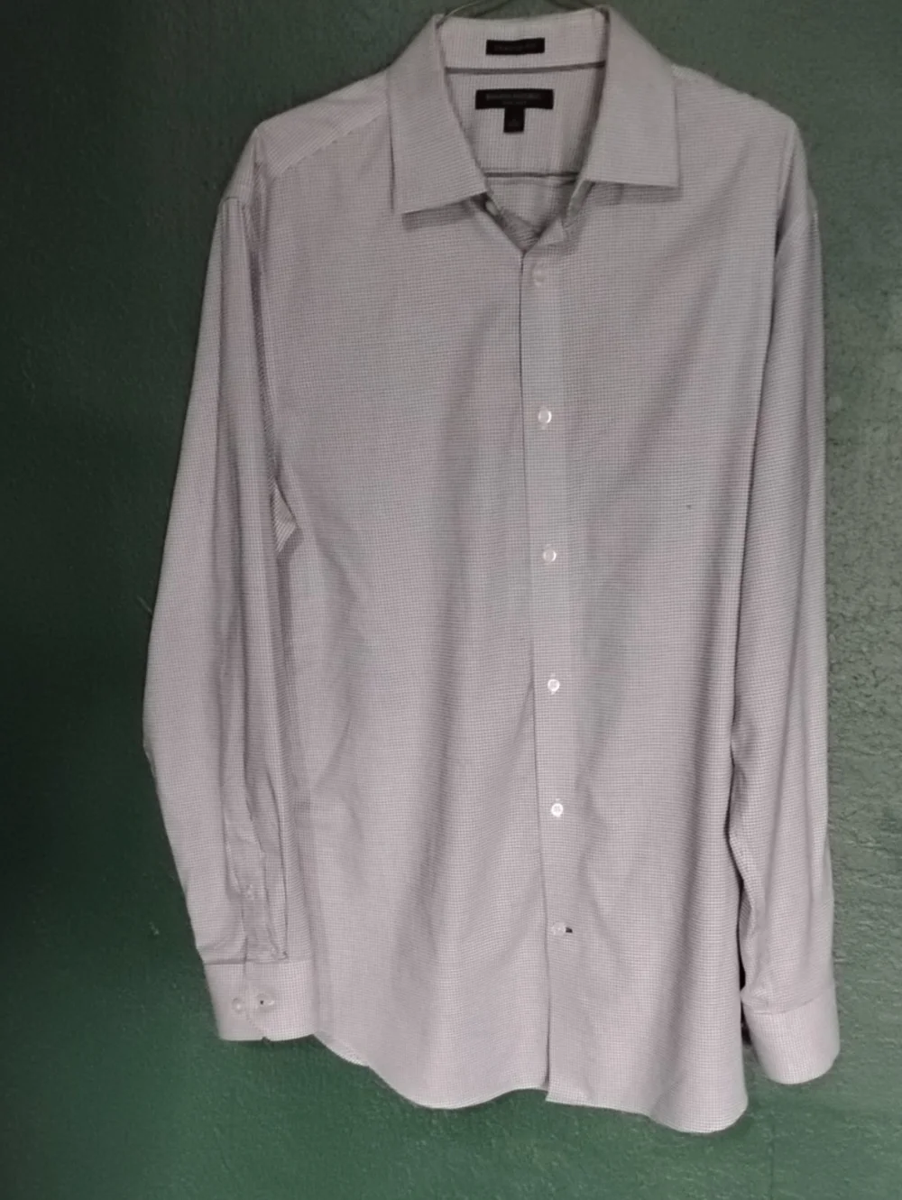 Banana Republic Men's Light Gray Micro-Pattern Dress Shirt